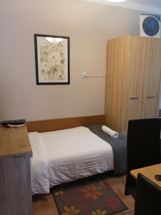 Apartamenty Jaskinia Solna รูดา ชลอสกา ภายนอก รูปภาพ