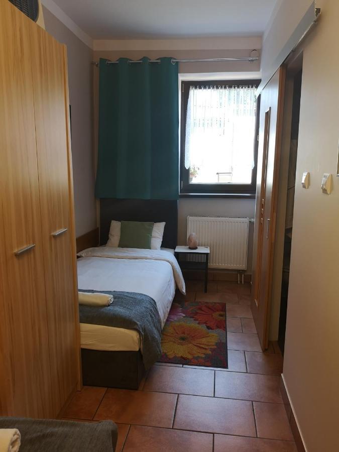 Apartamenty Jaskinia Solna รูดา ชลอสกา ภายนอก รูปภาพ